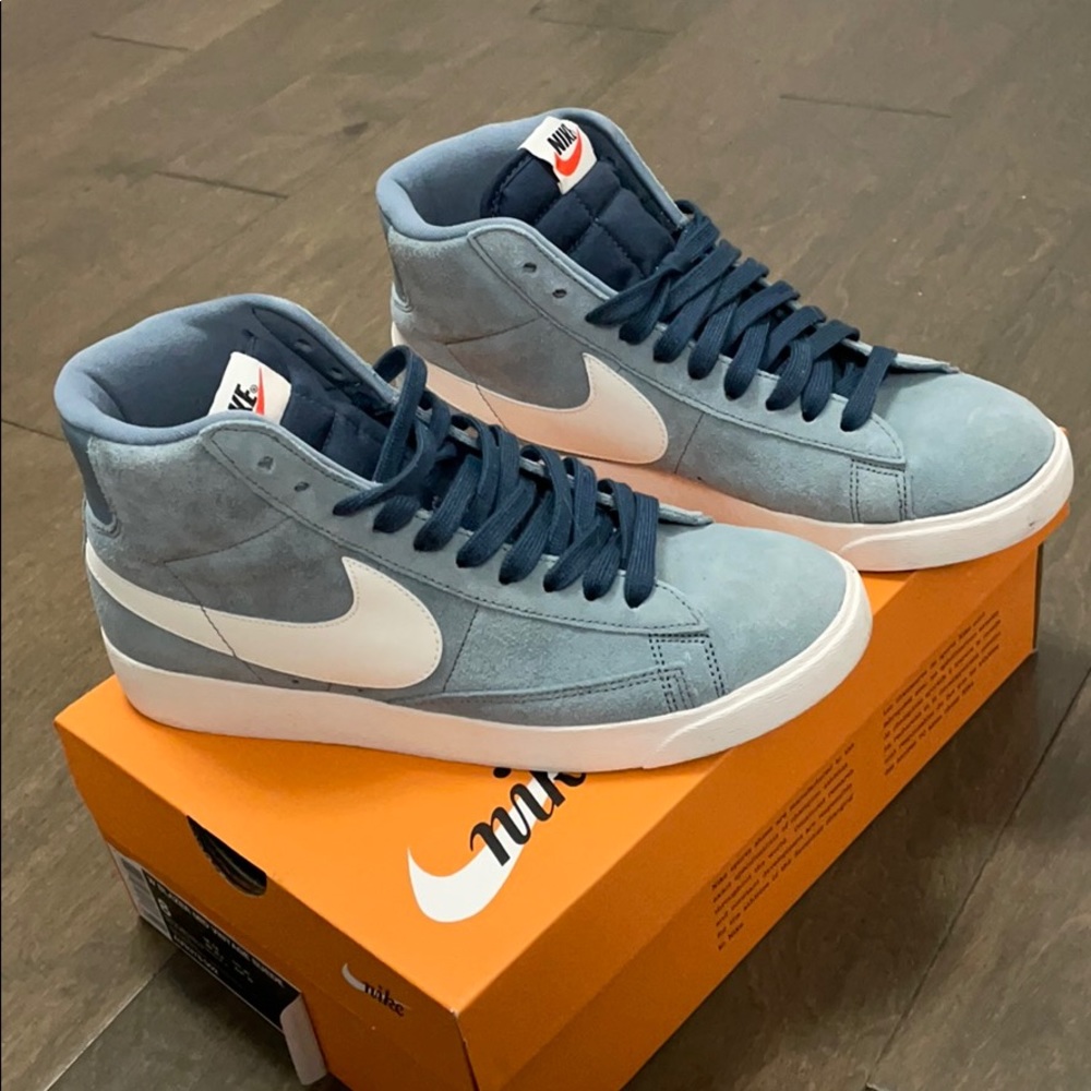 Nike blazer sneakers, size 8